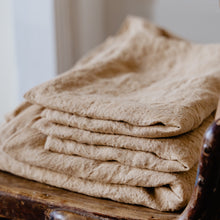 Load image into Gallery viewer, Chewy Caramel Linen pillowcase
